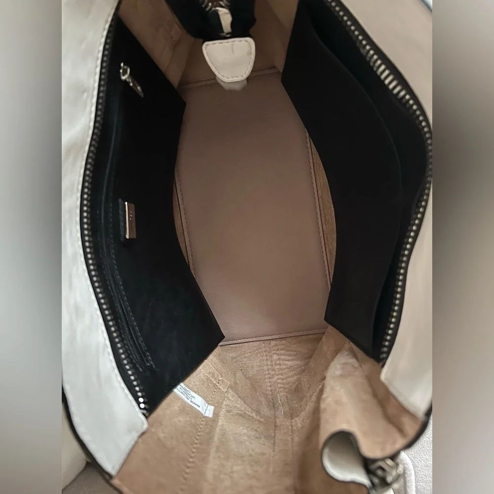 GUESS DOHENY COLOR-BLOCKED SATCHEL HANDBAG